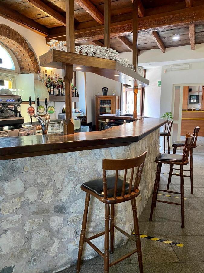 Hotel La Locanda Cadrezzate المظهر الخارجي الصورة